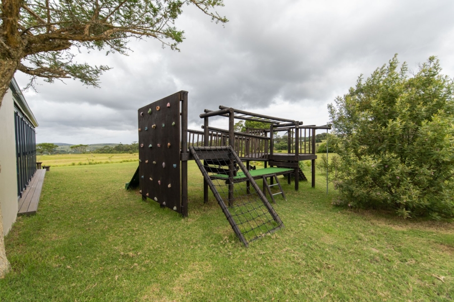 6 Bedroom Property for Sale in Royalston Residential Estate and Wildlife Reserve Eastern Cape